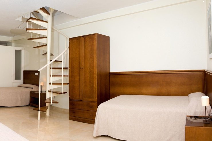 2 bedroom apartment Lloyds Beach Club Aparthotel Torrevieja, Alicante