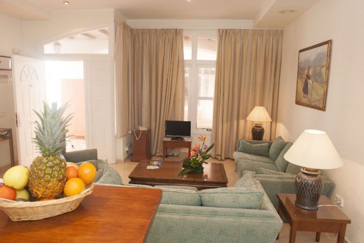 2 bedroom apartment Lloyds Beach Club Aparthotel Torrevieja, Alicante 2 bedroom apartment Lloyds Beach Club Aparthotel Torrevieja, Alicante
