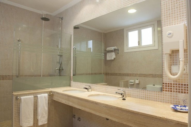 2 bedroom apartment Lloyds Beach Club Aparthotel Torrevieja, Alicante 2 bedroom apartment Lloyds Beach Club Aparthotel Torrevieja, Alicante