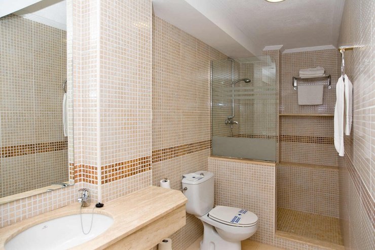 2 bedroom apartment Lloyds Beach Club Aparthotel Torrevieja, Alicante 2 bedroom apartment Lloyds Beach Club Aparthotel Torrevieja, Alicante