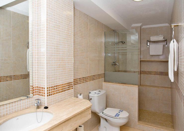 APARTAMENTO 2 DORMITORIOS Aparthotel Lloyds Beach Club Torrevieja, Alicante APARTAMENTO 2 DORMITORIOS Aparthotel Lloyds Beach Club Torrevieja, Alicante