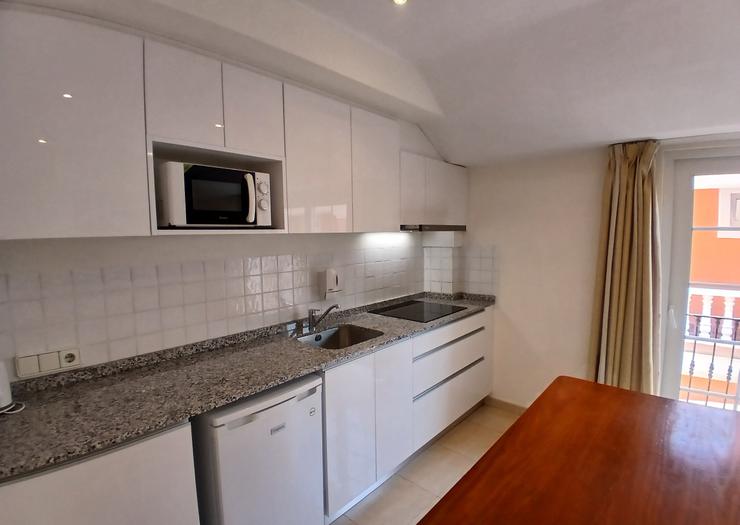 APARTAMENTO 1 DORMITORIO Aparthotel Lloyds Beach Club Torrevieja, Alicante APARTAMENTO 1 DORMITORIO Aparthotel Lloyds Beach Club Torrevieja, Alicante